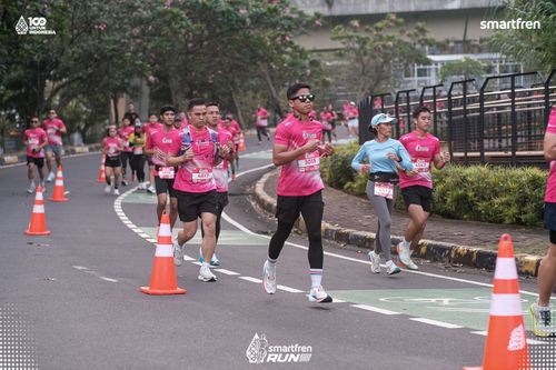 Race photo from Smartfren Run 2025 