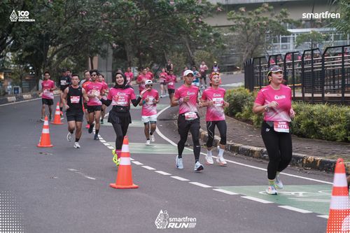 Race photo from Smartfren Run 2025 