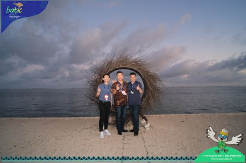 Race photo from Telin Batic 2024 Photo Search