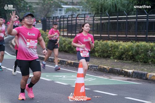 Race photo from Smartfren Run 2025 