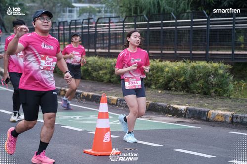 Race photo from Smartfren Run 2025 