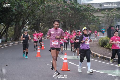 Race photo from Smartfren Run 2025 
