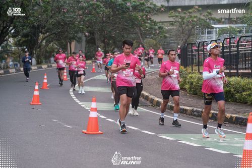 Race photo from Smartfren Run 2025 
