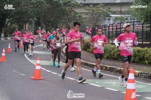 Race photo from Smartfren Run 2025 