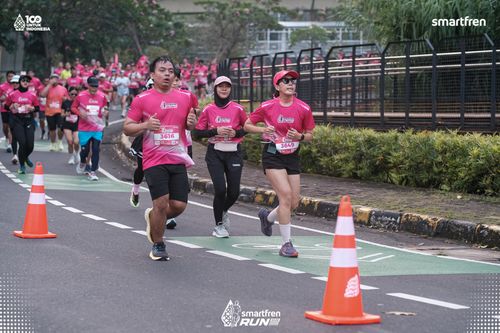 Race photo from Smartfren Run 2025 