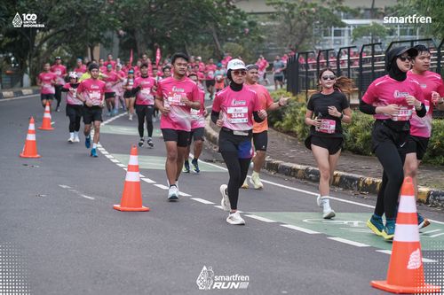 Race photo from Smartfren Run 2025 
