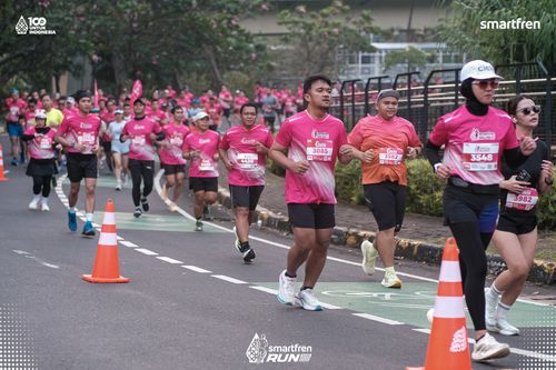 Race photo from Smartfren Run 2025 