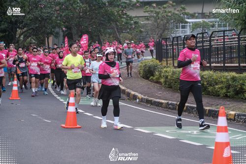 Race photo from Smartfren Run 2025 