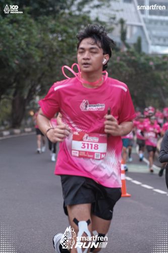Race photo from Smartfren Run 2025 