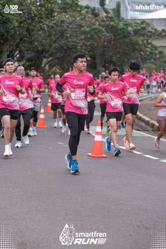 Race photo from Smartfren Run 2025 