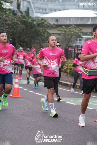 Race photo from Smartfren Run 2025 