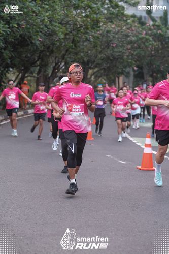 Race photo from Smartfren Run 2025 