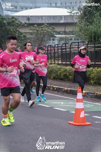 Race photo from Smartfren Run 2025 