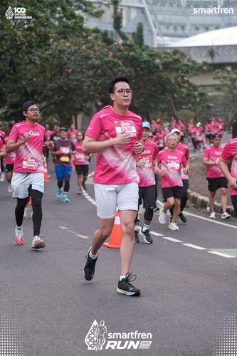 Race photo from Smartfren Run 2025 