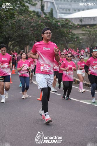 Race photo from Smartfren Run 2025 