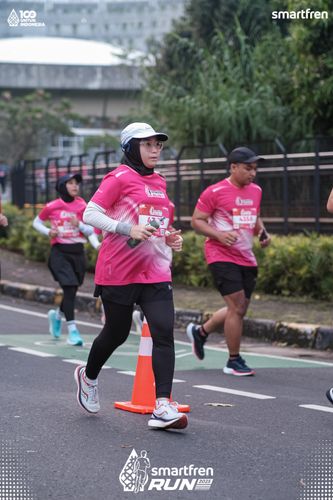 Race photo from Smartfren Run 2025 