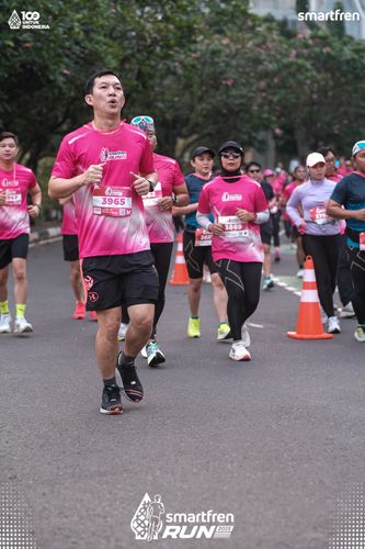 Race photo from Smartfren Run 2025 