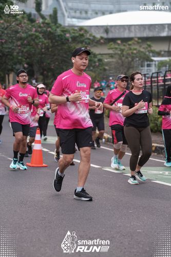 Race photo from Smartfren Run 2025 