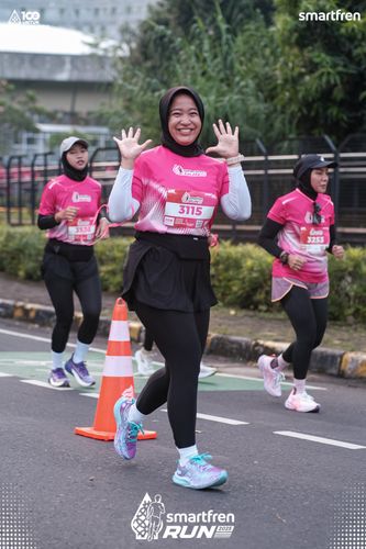 Race photo from Smartfren Run 2025 