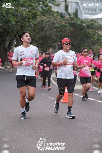 Race photo from Smartfren Run 2025 
