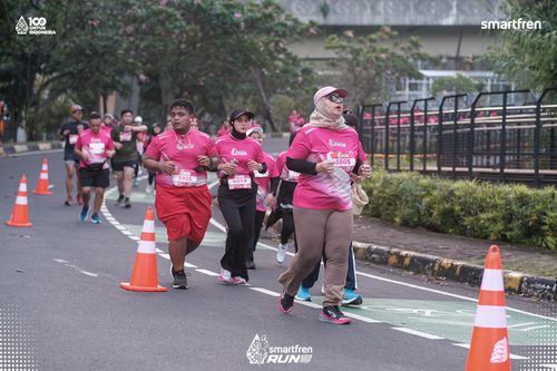 Race photo from Smartfren Run 2025 