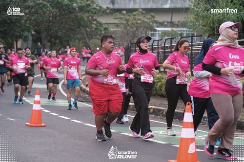 Race photo from Smartfren Run 2025 