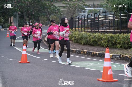 Race photo from Smartfren Run 2025 