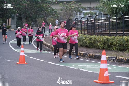 Race photo from Smartfren Run 2025 