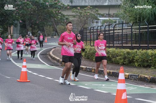 Race photo from Smartfren Run 2025 