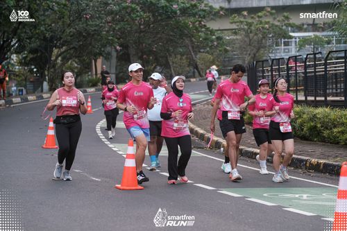 Race photo from Smartfren Run 2025 