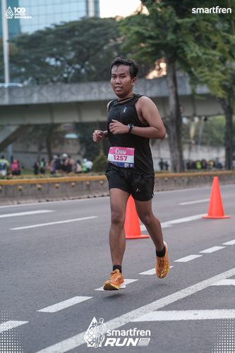 Race photo from Smartfren Run 2025 
