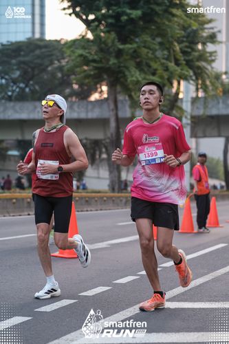 Race photo from Smartfren Run 2025 