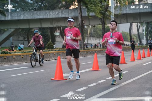Race photo from Smartfren Run 2025 