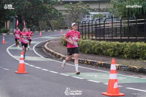 Race photo from Smartfren Run 2025 