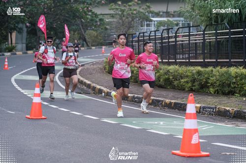 Race photo from Smartfren Run 2025 