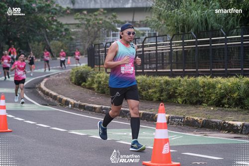 Race photo from Smartfren Run 2025 