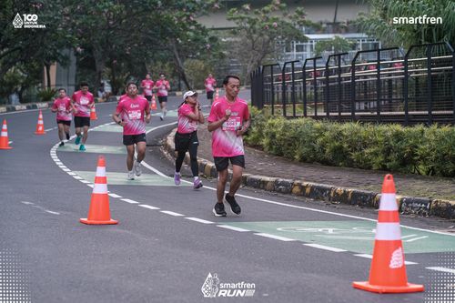 Race photo from Smartfren Run 2025 