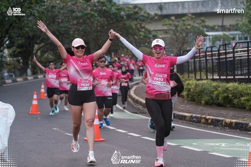 Race photo from Smartfren Run 2025 
