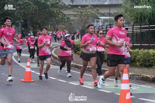 Race photo from Smartfren Run 2025 