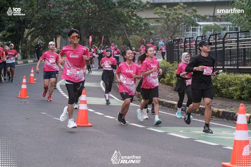 Race photo from Smartfren Run 2025 