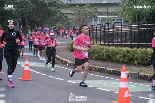 Race photo from Smartfren Run 2025 
