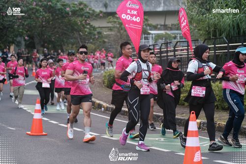 Race photo from Smartfren Run 2025 