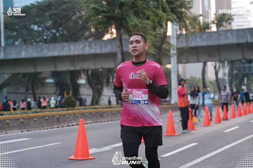 Race photo from Smartfren Run 2025 