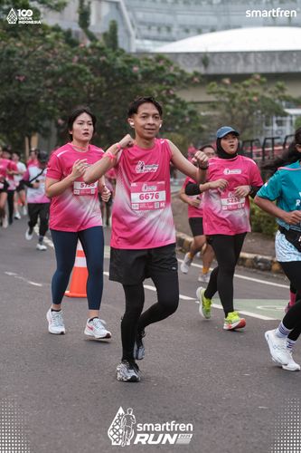 Race photo from Smartfren Run 2025 