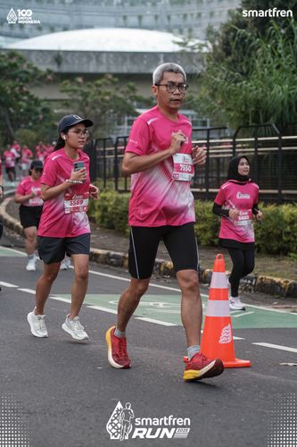 Race photo from Smartfren Run 2025 