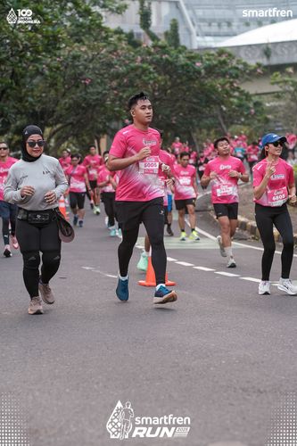 Race photo from Smartfren Run 2025 
