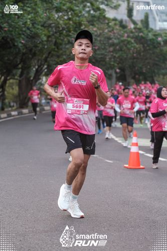 Race photo from Smartfren Run 2025 
