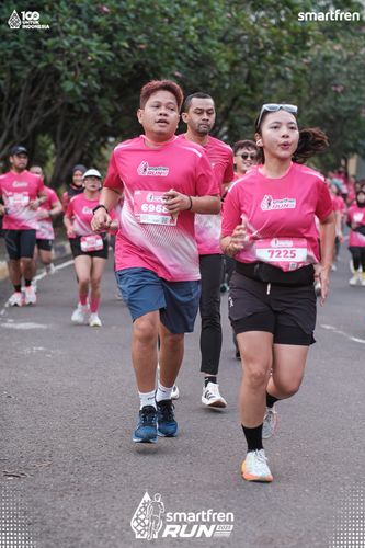 Race photo from Smartfren Run 2025 