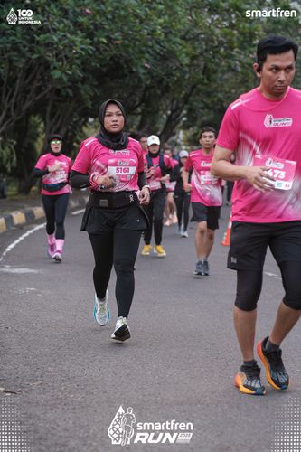 Race photo from Smartfren Run 2025 