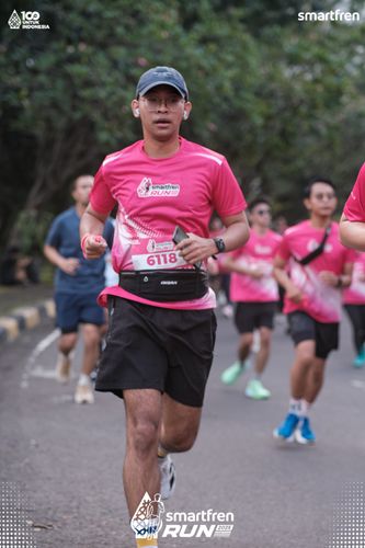Race photo from Smartfren Run 2025 